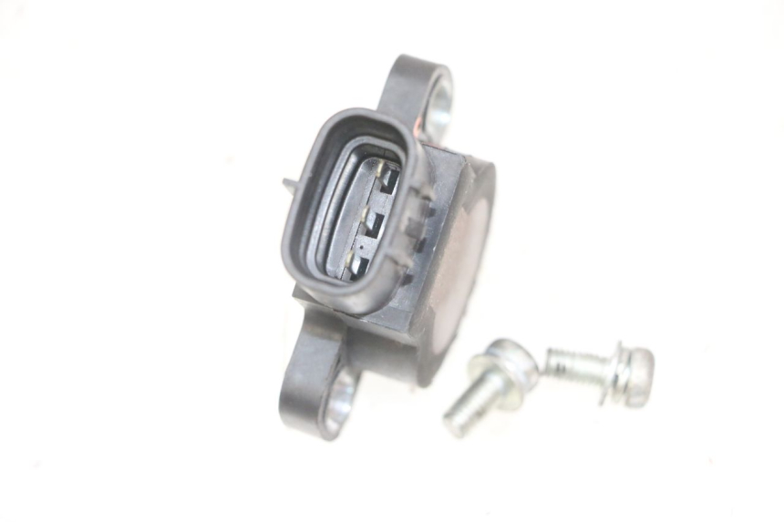 photo de DROSSELKLAPPENSENSOR YAMAHA XJ6 ABS 600 (2008 - 2016) - Detailansicht des Bauteils