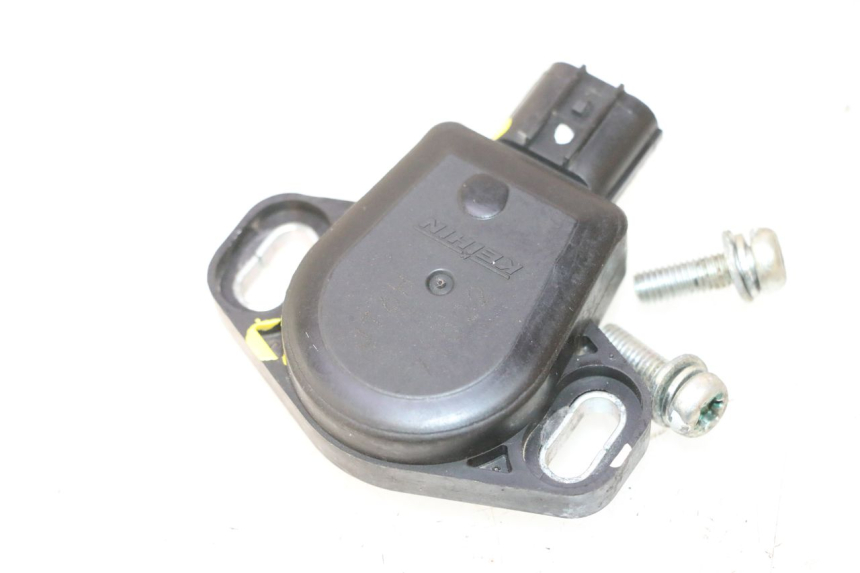 photo de DROSSELKLAPPENSENSOR HONDA XLV VARADERO 125 (2007 - 2012) - Zoom auf Gebrauchszustand