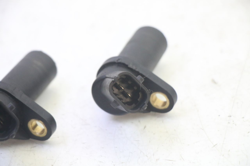 photo de GESCHWINDIGKEITSSENSOR PIAGGIO MP3 125 (2006 - 2014) - Technische Nahaufnahme