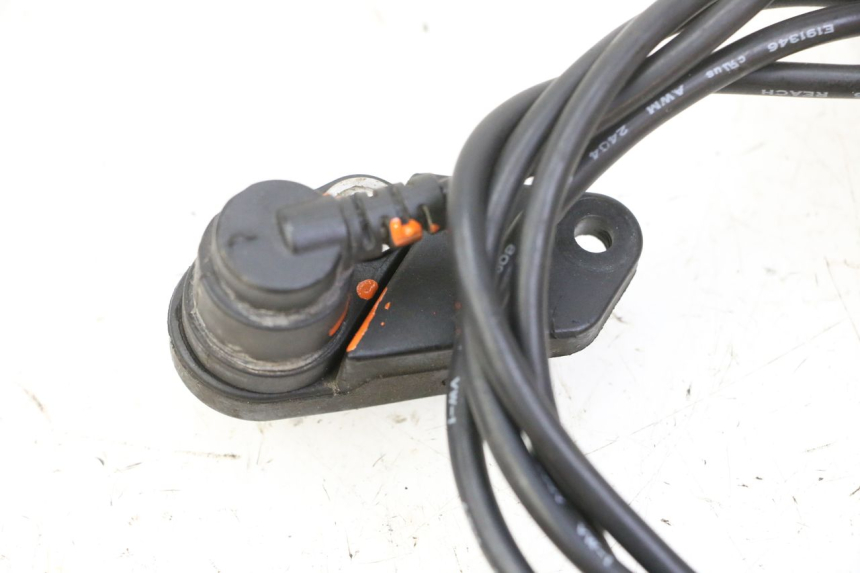 photo de GESCHWINDIGKEITSSENSOR RIEJU MRT 50 (2018 - 2021) - Zoom auf Gebrauchszustand