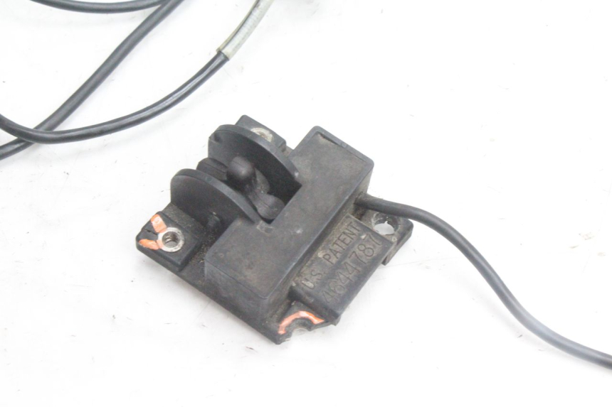 photo de GESCHWINDIGKEITSSENSOR YAMAHA WAVE RUNNER GP R 1200 (2000 - 2003) - Alternative Perspektive