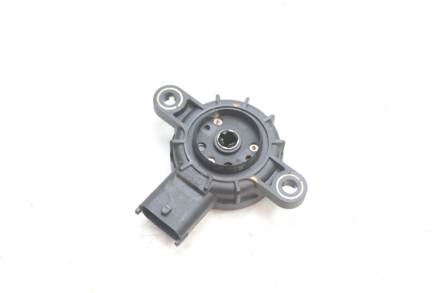 photo de ROLL-LOCK-POSITIONSENSOR PIAGGIO MP3 LT 400 (2007 - 2012) - Zoom auf Gebrauchszustand
