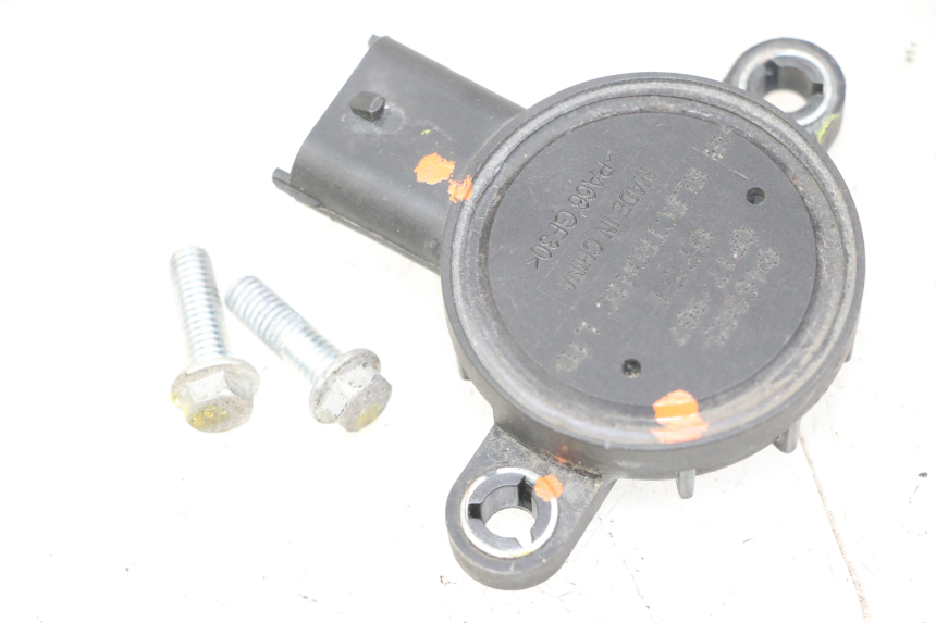 photo de ROLL-LOCK-POSITIONSENSOR PIAGGIO MP3 500 (2011 - 2015) - Hauptansicht