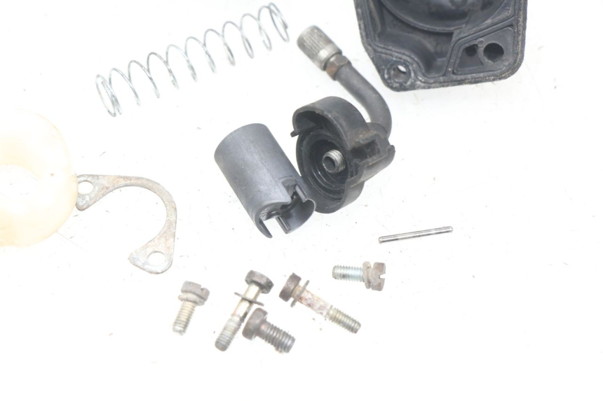 photo de VERGASER YAMAHA AEROX NAKED 2T 50 (2013 - 2017) - Charakteristische Merkmale