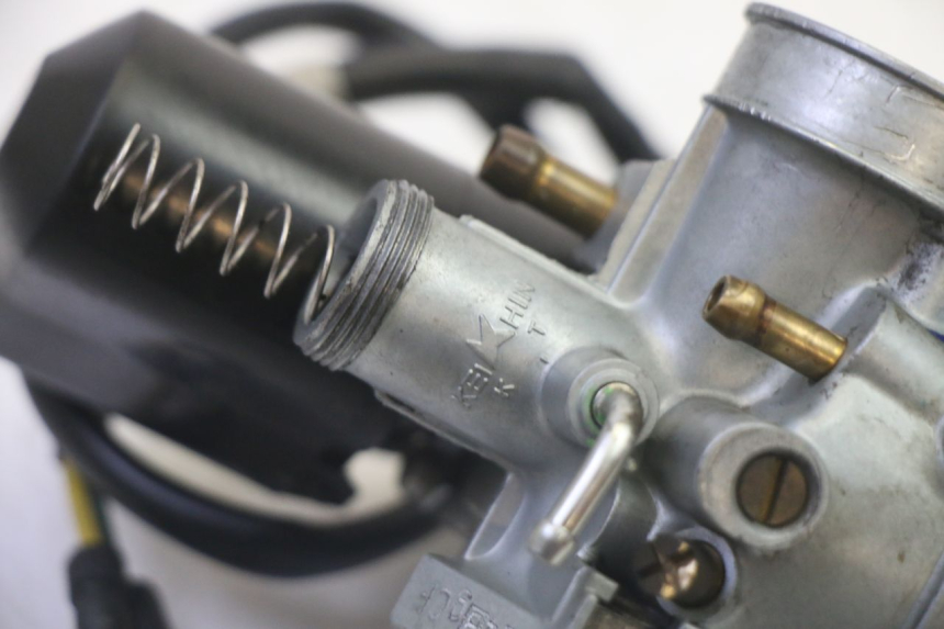 photo de VERGASER KYMCO AGILITY NAKED RENOUVO 2T 50 (2011 - 2018) - Zoom auf Gebrauchszustand