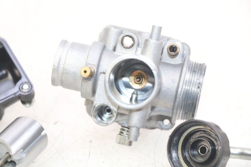 photo de VERGASER MBK BOOSTER SPIRIT 50 (1999 - 2003) - Geprüftes Gebrauchtteil