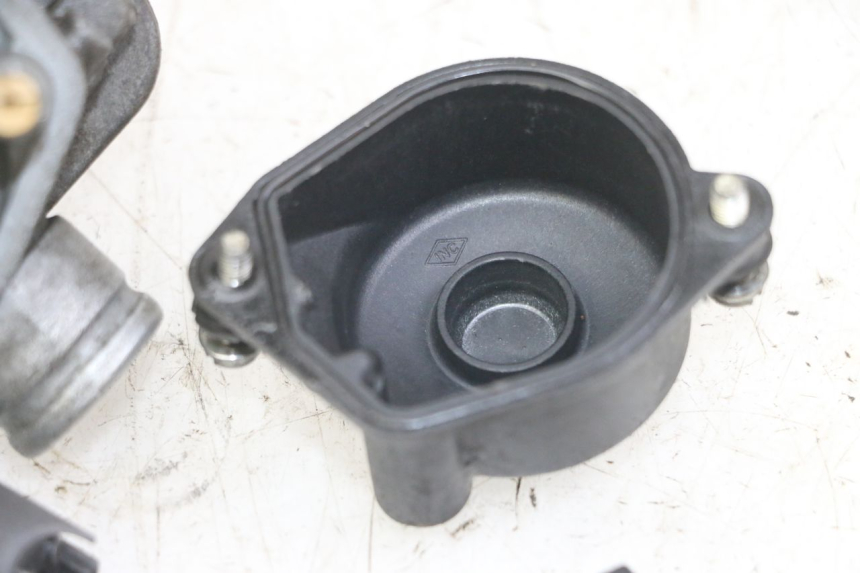 photo de VERGASER MBK BOOSTER SPIRIT NAKED 50 (2004 - 2017) - Zoom auf Komponenten