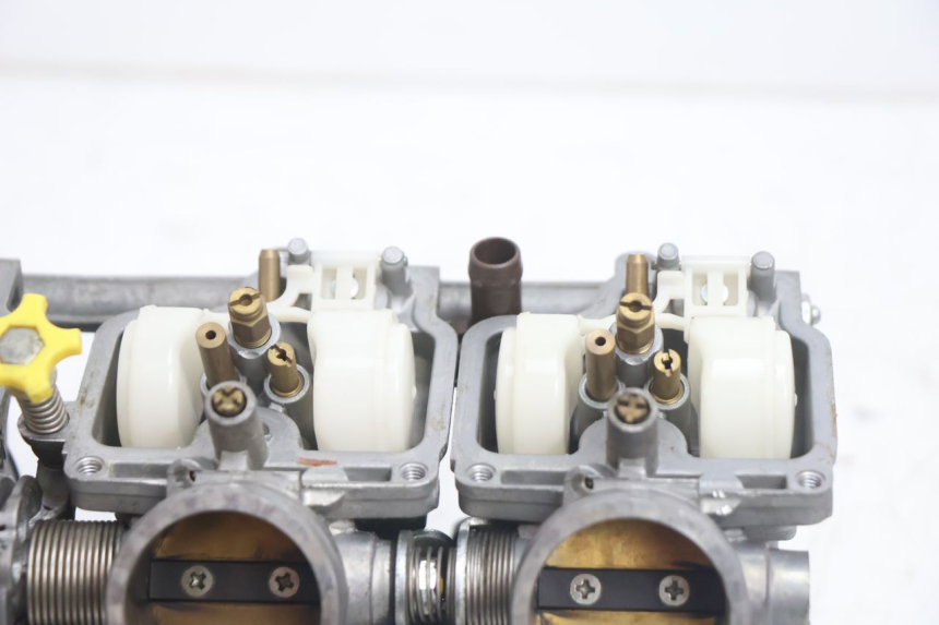 photo de VERGASER HONDA CB F HORNET 600 (2005 - 2006) - Charakteristische Merkmale