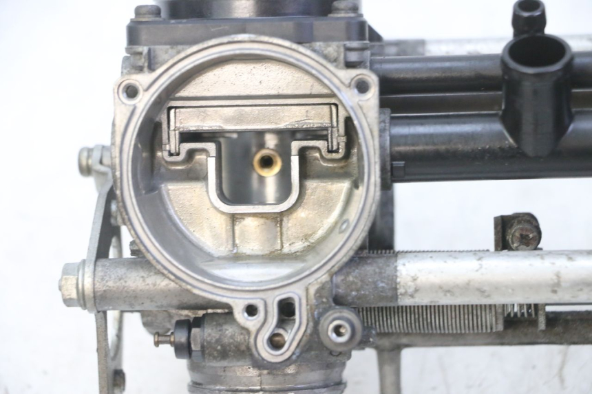 photo de VERGASER HONDA CBF 500 (2004 - 2007) - Alternativer Blickwinkel