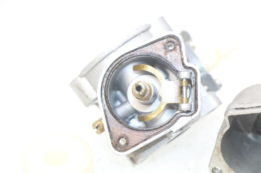 photo de VERGASER POCKET BIKE COURSE 50 - Details der Befestigungspunkte