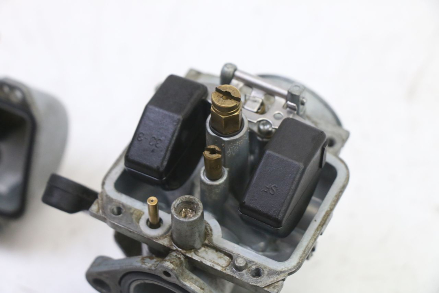 photo de VERGASER CCR DIRT BIKE 125 - Charakteristische Merkmale