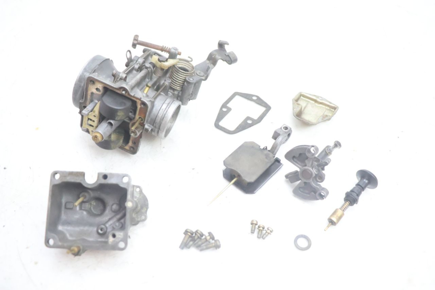 photo de VERGASER SUZUKI DR S 600 (1985 - 1989) - Weitere Ansicht des Artikels