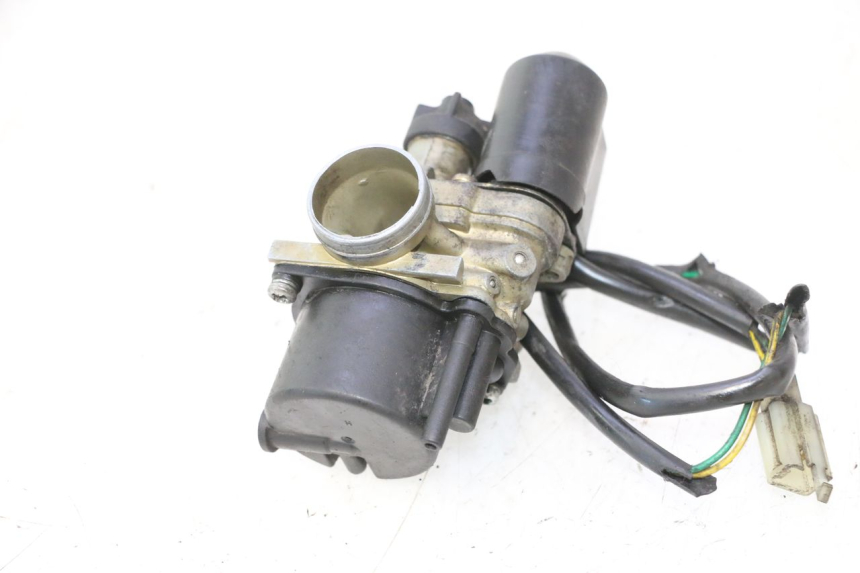 photo de VERGASER PEUGEOT ELYSTAR 50 (2002 - 2014) - Oberflächenzustand und Material