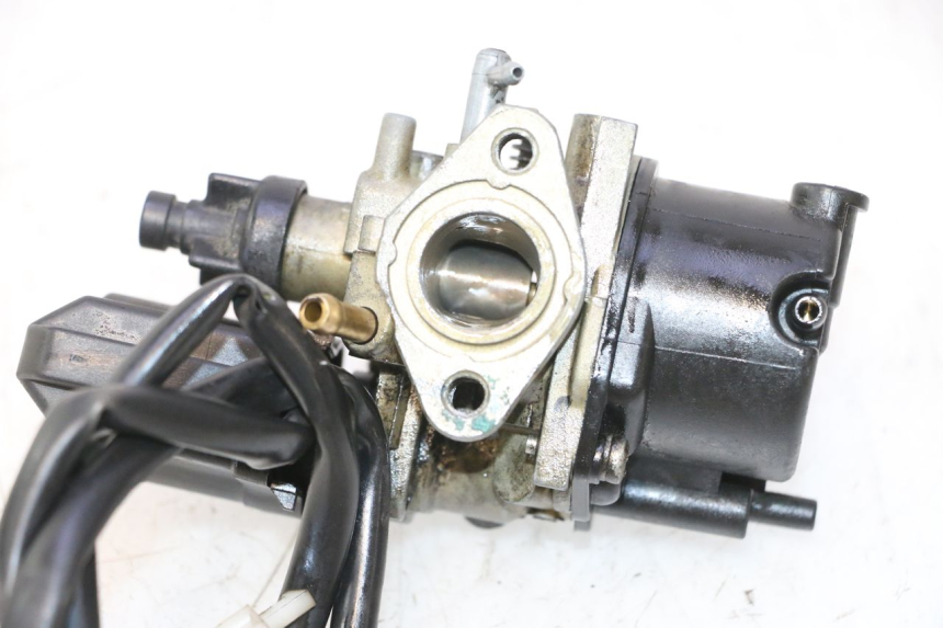 photo de VERGASER PEUGEOT ELYSTAR 50 (2002 - 2014) - Oberflächenzustand und Material