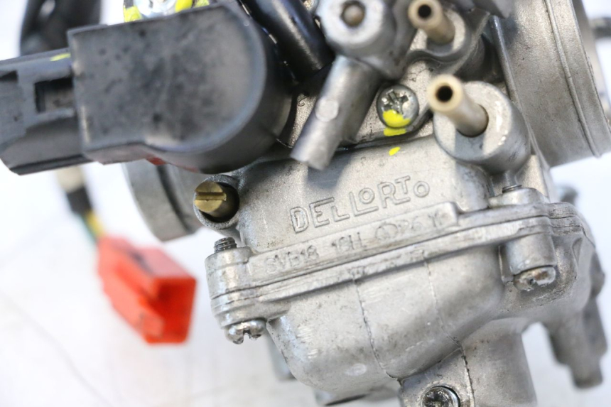 photo de VERGASER JM MOTORS EVOLIS 4T 50 (2018 - 2022) - Zoom auf Gebrauchszustand