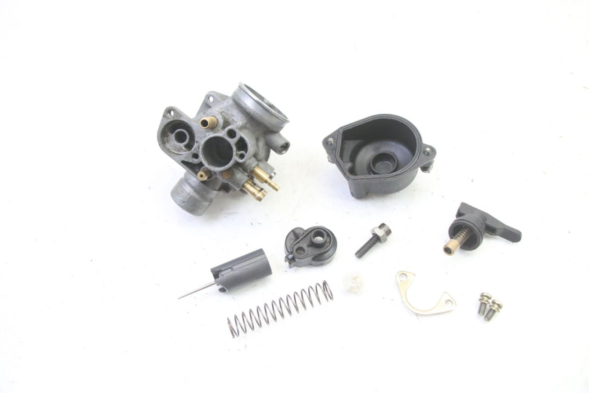 photo de VERGASER KEEWAY F-ACT FACT 50 (2006 - 2011) - Oberflächenzustand und Material