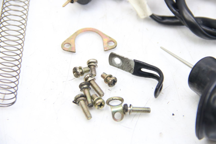 photo de VERGASER SYM FIDDLE 2 125 (2010 - 2013) - Fokus auf die Struktur