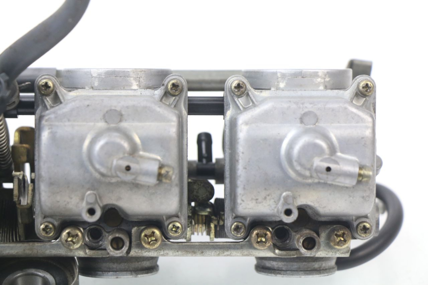 photo de VERGASER SUZUKI GSF N BANDIT 600 (1996 - 1999) - Details der Befestigungspunkte