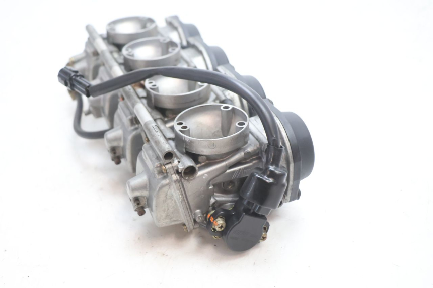 photo de VERGASER SUZUKI GSF N BANDIT 1200 (2001 - 2005) - Details der Befestigungspunkte