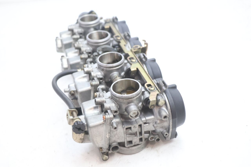 photo de VERGASER SUZUKI GSF N BANDIT 1200 (2001 - 2005) - Oberflächenzustand und Material