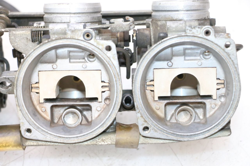 photo de VERGASER SUZUKI GSX F GSXF 750 (1988 - 1998) - Detailansicht des Bauteils