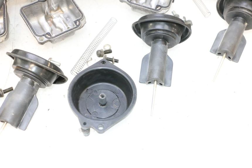 photo de VERGASER SUZUKI GSX F GSXF 750 (1988 - 1998) - Geprüftes Gebrauchtteil