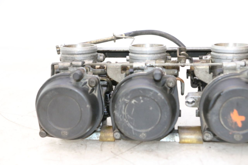 photo de VERGASER SUZUKI GSX F GSXF 750 (1988 - 1998) - Gesamtansicht des Produkts