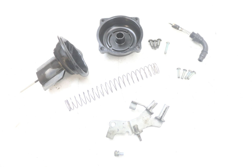 photo de VERGASER HARLEY DAVIDSON SPORTSTER XL CUSTOM 883 (1999 - 2006) - Hochauflösende Nahaufnahme