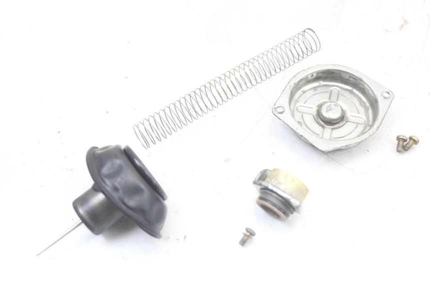 photo de VERGASER HONDA NES AROBASE 125 (2000 - 2003) - Charakteristische Merkmale