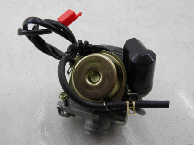 photo de VERGASER JM MOTOR S-MAX 125 (2010 - 2014) - Oberflächenzustand und Material