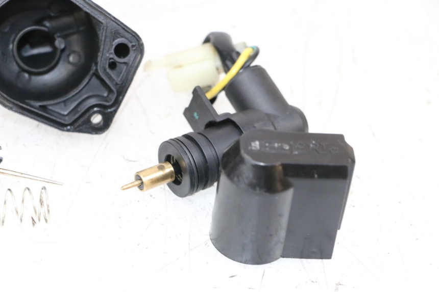 photo de VERGASER PEUGEOT KISBEE 2T 50 (2010 - 2017) - Weitere Ansicht des Artikels