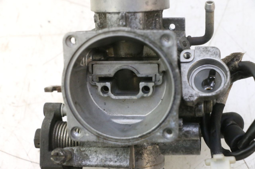 photo de VERGASER PIAGGIO LIBERTY 125 (1998 - 2008) - Oberflächenzustand und Material