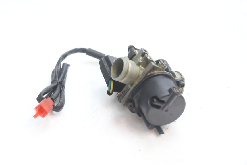 photo de VERGASER PEUGEOT LUDIX 50 (2008 - 2017) - Details der Befestigungspunkte