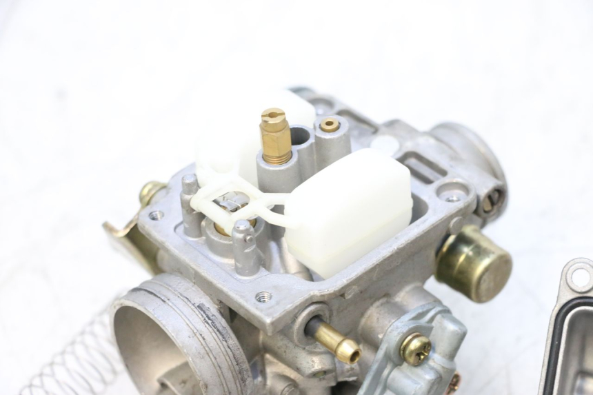 photo de VERGASER KEEWAY MATRIX RX9 125 (2006 - 2007) - Weitere Ansicht des Artikels