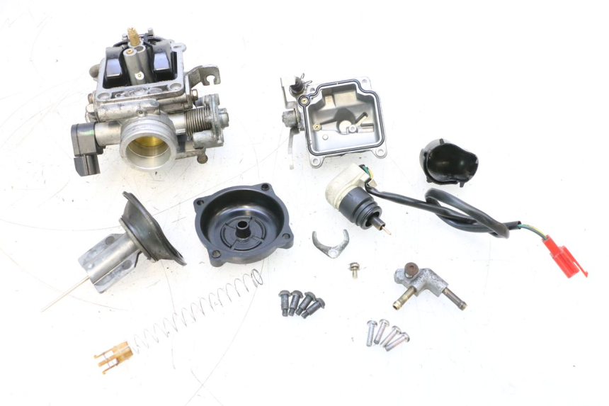 photo de VERGASER PIAGGIO MP3 125 (2006 - 2014) - Details der Befestigungspunkte