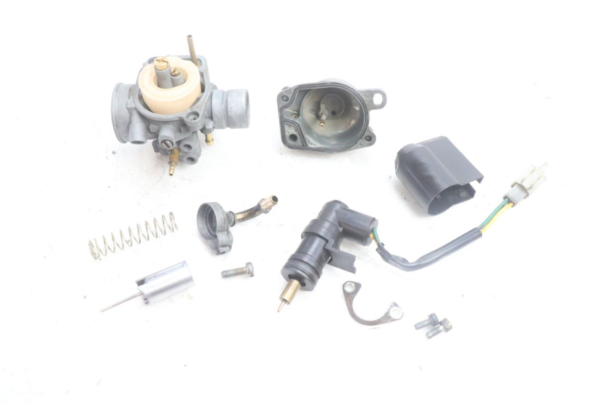 photo de VERGASER YAMAHA NEO'S NEOS 2T 50 (1998 - 2007) - Oberflächenzustand und Material