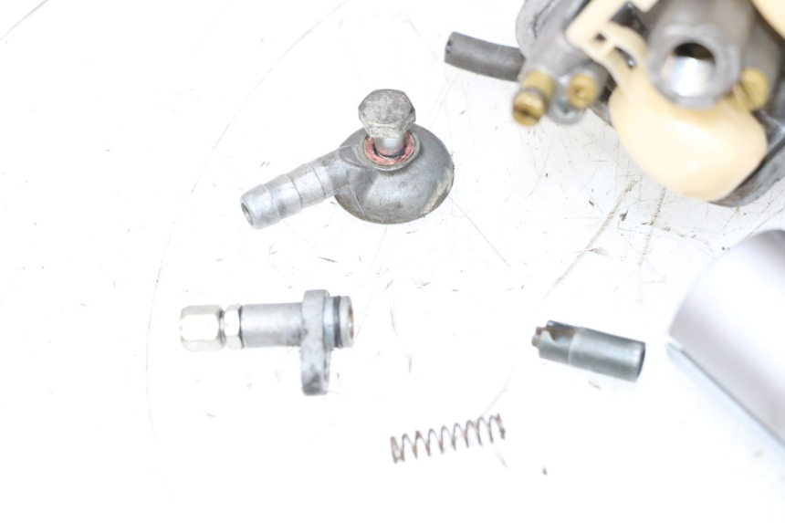 photo de VERGASER HONDA NSR R 125 (1994 - 2003) - Charakteristische Merkmale