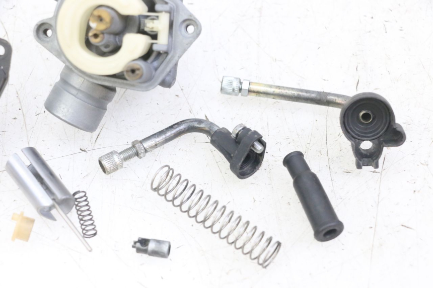 photo de VERGASER APRILIA RALLY AC 50 (1995 - 2004) - Kennzeichnungen und Originalreferenzen