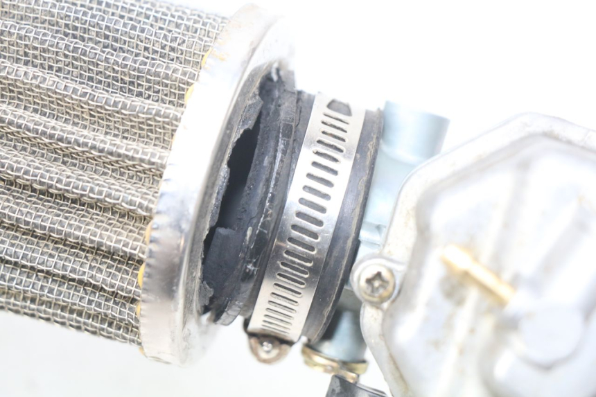 photo de VERGASER APOLLO RFZ 125 - Oberflächenzustand und Material