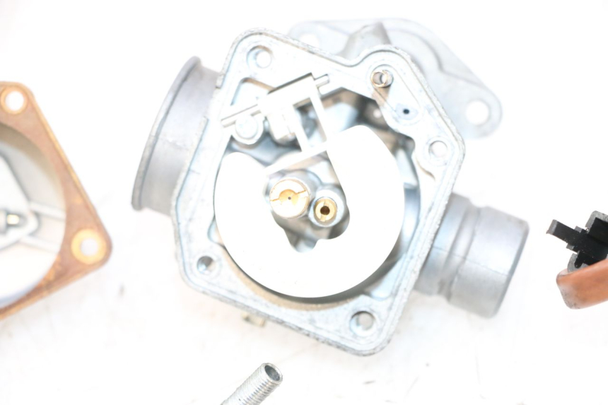 photo de VERGASER TNT MOTOR ROMA 10' 2T 50 (2011 - 2018) - Weitere Ansicht des Artikels