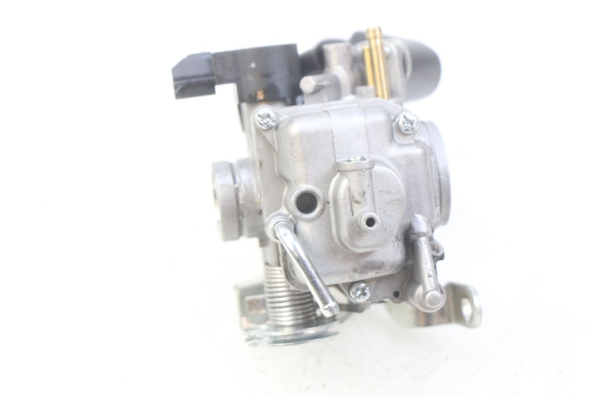 photo de VERGASER TNT MOTOR ROMA 10' 4T 50 (2019 - 2022) - Zoom auf Gebrauchszustand
