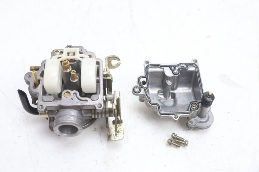 photo de VERGASER TNT MOTOR ROMA 10' 4T 50 (2007 - 2018) - Oberflächenzustand und Material