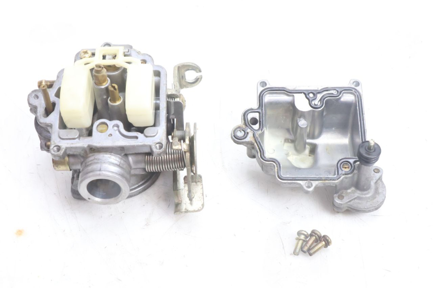photo de VERGASER TNT MOTOR ROMA 10' 4T 50 (2007 - 2018) - Oberflächenzustand und Material