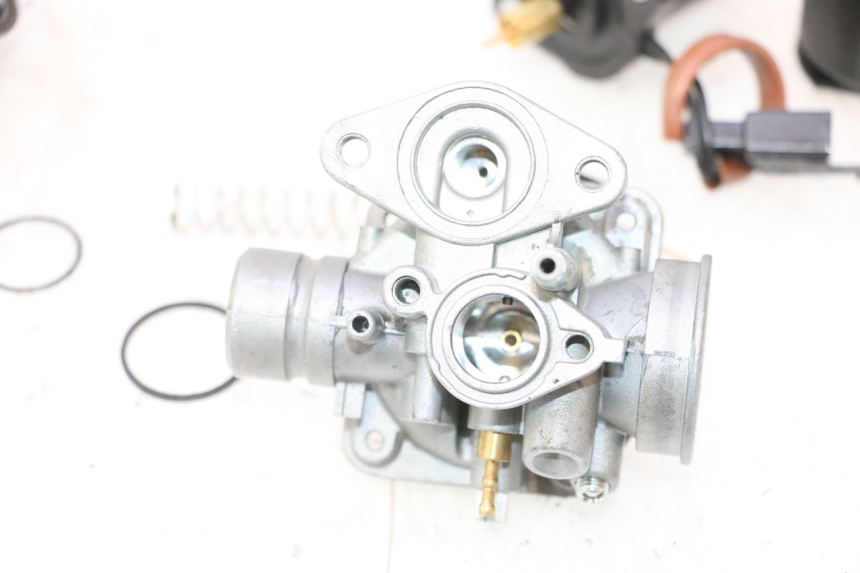 photo de VERGASER TNT MOTOR ROMA 12' 2T 50 (2007 - 2018) - Kennzeichnungen und Originalreferenzen