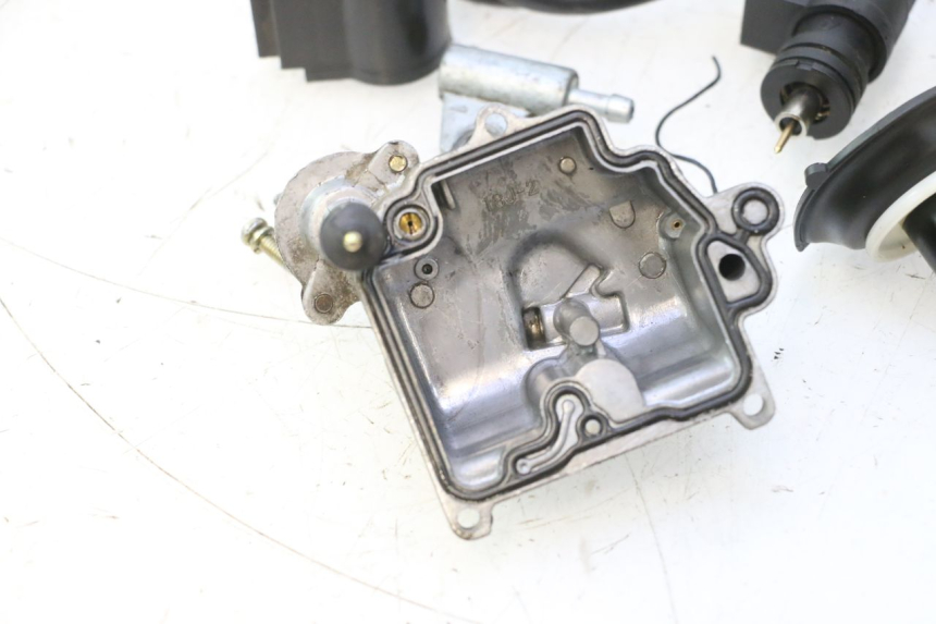 photo de VERGASER JM MOTORS SANTANA 50 (2014 - 2023) - Zoom auf Gebrauchszustand