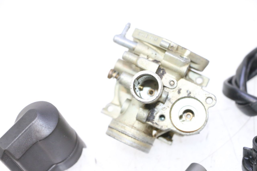 photo de VERGASER PEUGEOT SPEEDFIGHT LC 50 (1996 - 2002) - Weitere Ansicht des Artikels