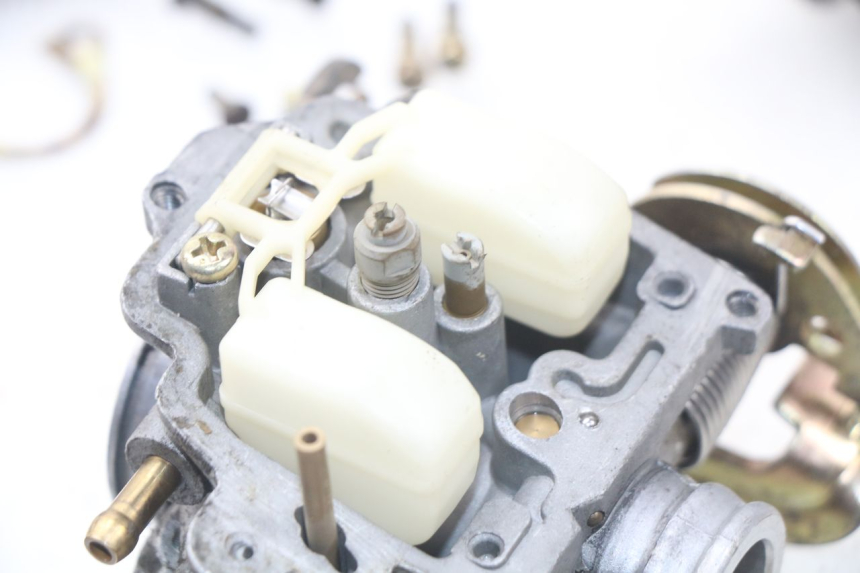 photo de VERGASER FYM STRADA 50 (2007 - 2014) - Oberflächenzustand und Material