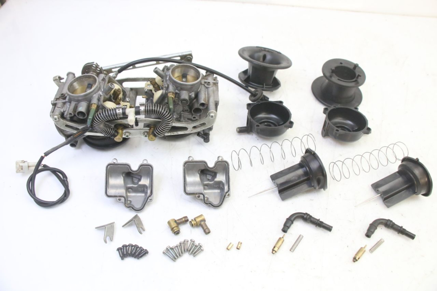 photo de VERGASER KTM SUPERENDURO R 950 (2005 - 2009) - Zoom auf Gebrauchszustand