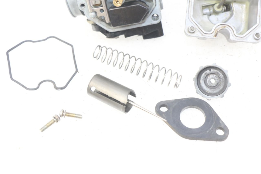 photo de VERGASER NITRO MOTORS THUNDER 125 - Oberflächenzustand und Material