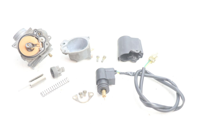 photo de VERGASER PEUGEOT TREKKER 50 (1995 - 2004) - Oberflächenzustand und Material